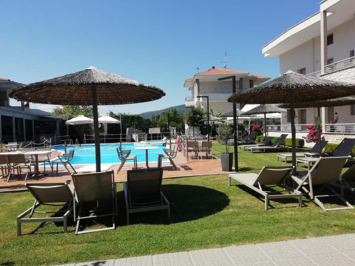 סטאברוס Alexander Inn מראה חיצוני תמונה