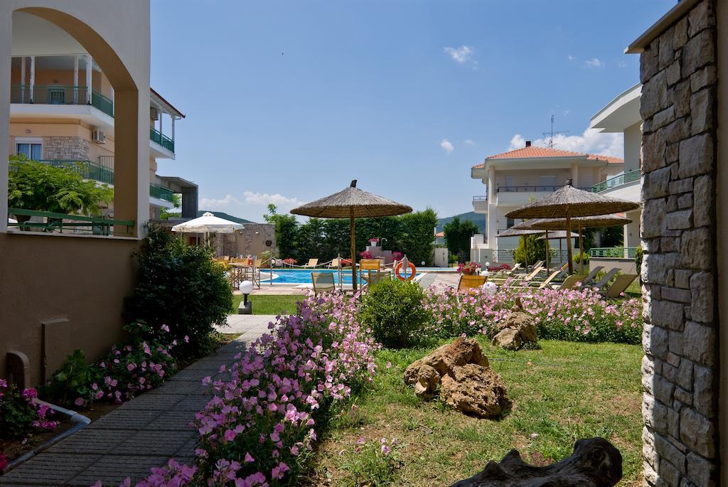 סטאברוס Alexander Inn מראה חיצוני תמונה